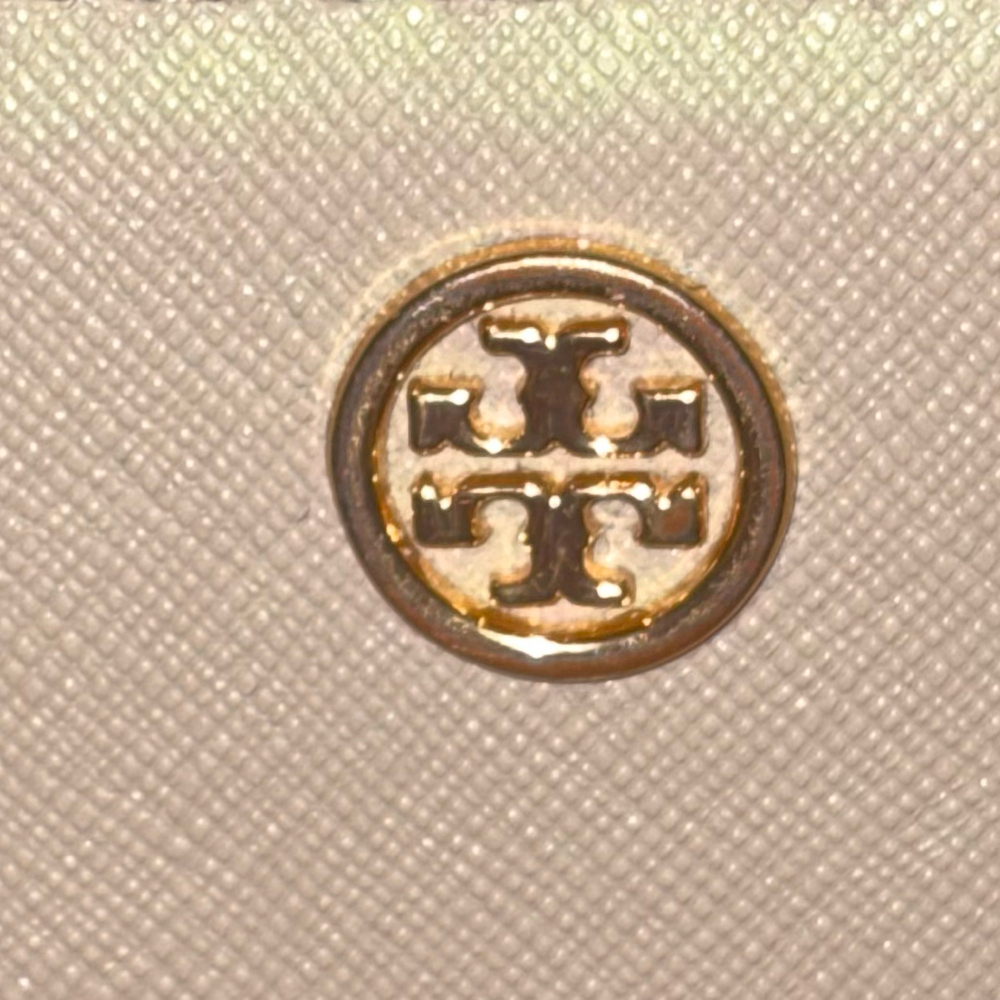 Tory Burch Robinson Wallet - Picture 2 of 7